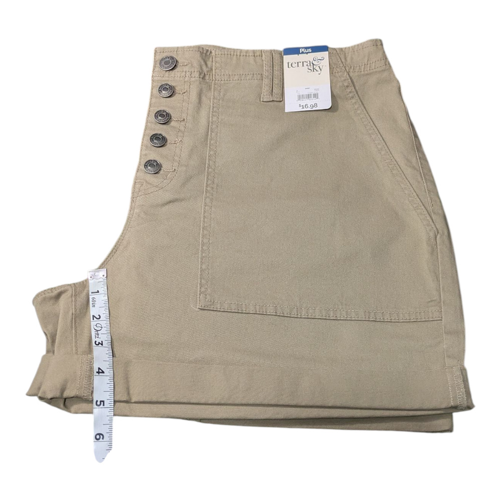 Terra & Sky -Women's - Beige Shorts - Size 16w - Plus -NWT -Button up Front - Picture 3 of 6